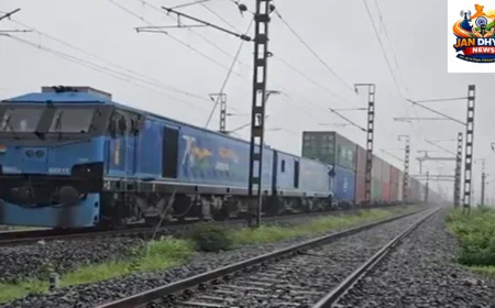 भारतीय रेलवे की बड़ी उपलब्धि, JNPT से वडोदरा तक पहली डबल-स्टैक लॉन्ग-हॉल कंटेनर ट्रेन चली