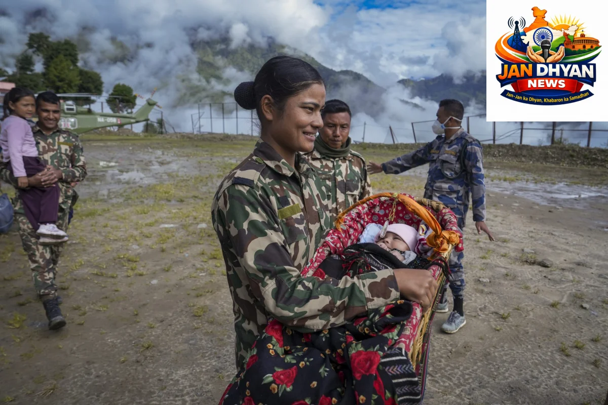 नेपाल में बाढ़ के बाद गहरा मानसिक संकट, डर और सदमे से जूझ रहे हजारों लोग