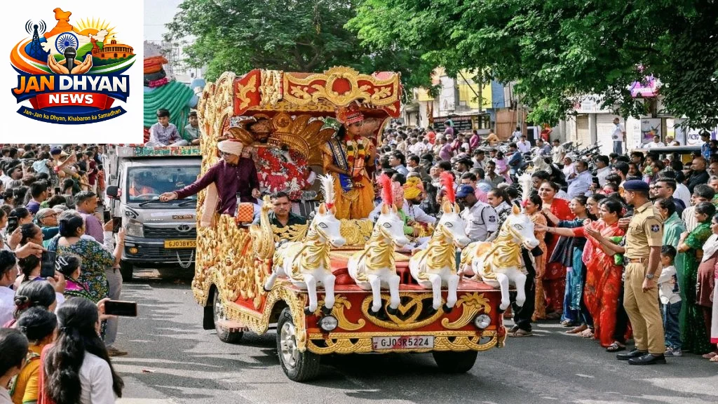 जन्माष्टमी पर कृष्ण भक्ति में डूबा देश, मथुरा से मुंबई और जयपुर से गुरुवायूर तक उमड़ी भीड़