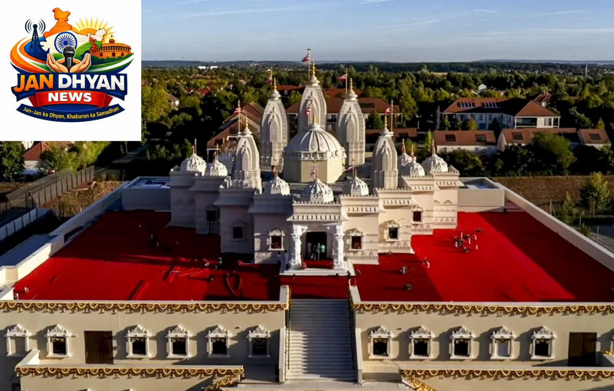 पेरिस में BAPS स्वामीनारायण मंदिर के लोकार्पण पर पीएम मोदी ने दी बधाई, बोले- भारत-फ्रांस सांस्कृतिक रिश्तों को मिलेगी नई ऊर्जा