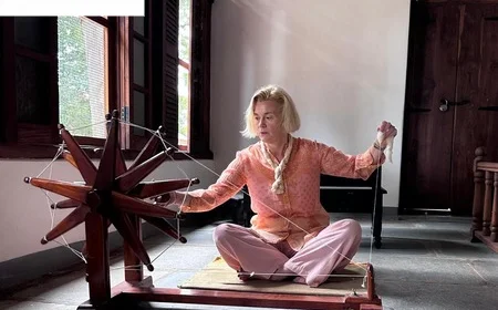 गांधी जयंती पर विदेशी राजनयिकों ने किया महात्मा गांधी को नमन, सत्य-अहिंसा के संदेश को बताया प्रासंगिक